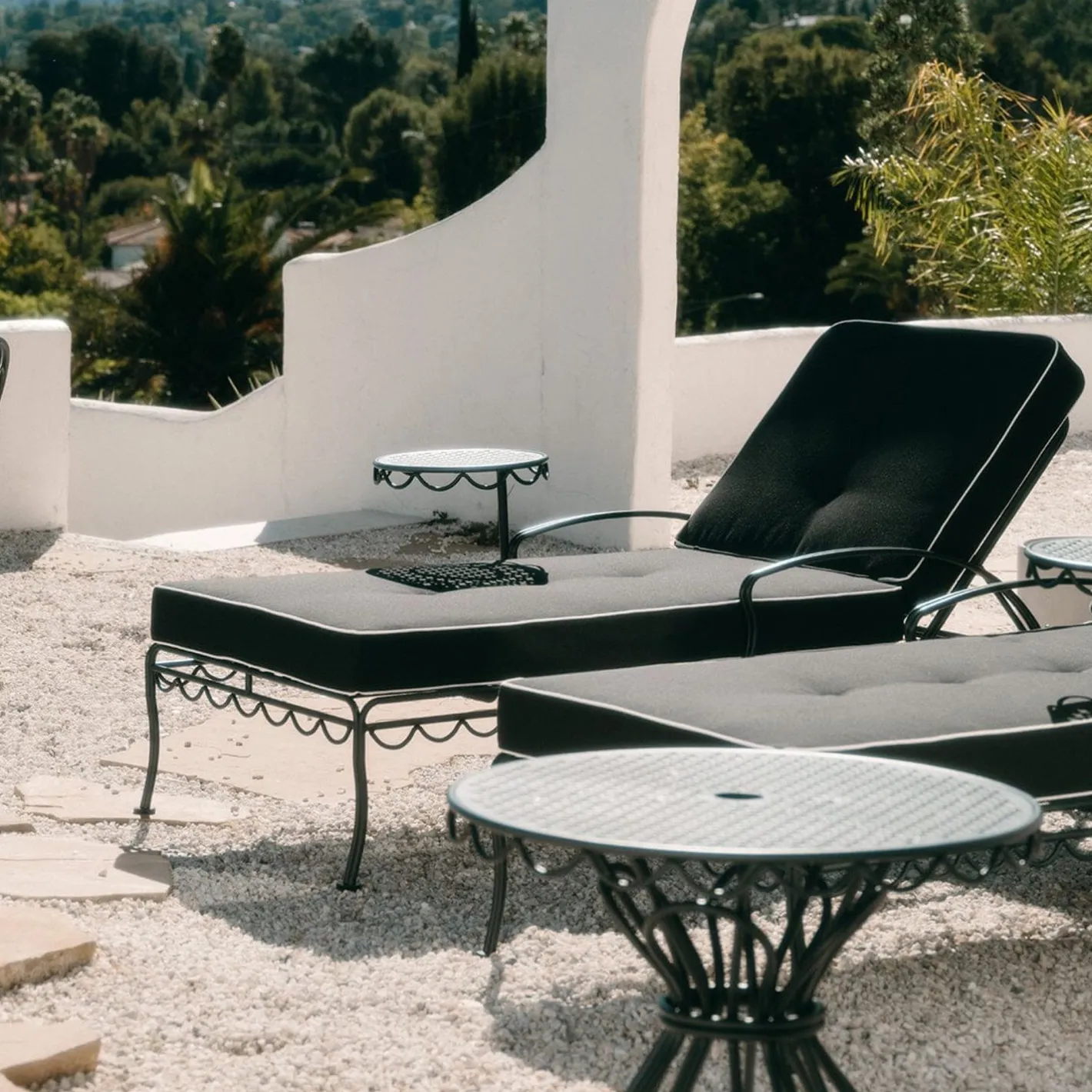 Business & Pleasure Co. The Al Fresco Sun Lounger - Vintage Black