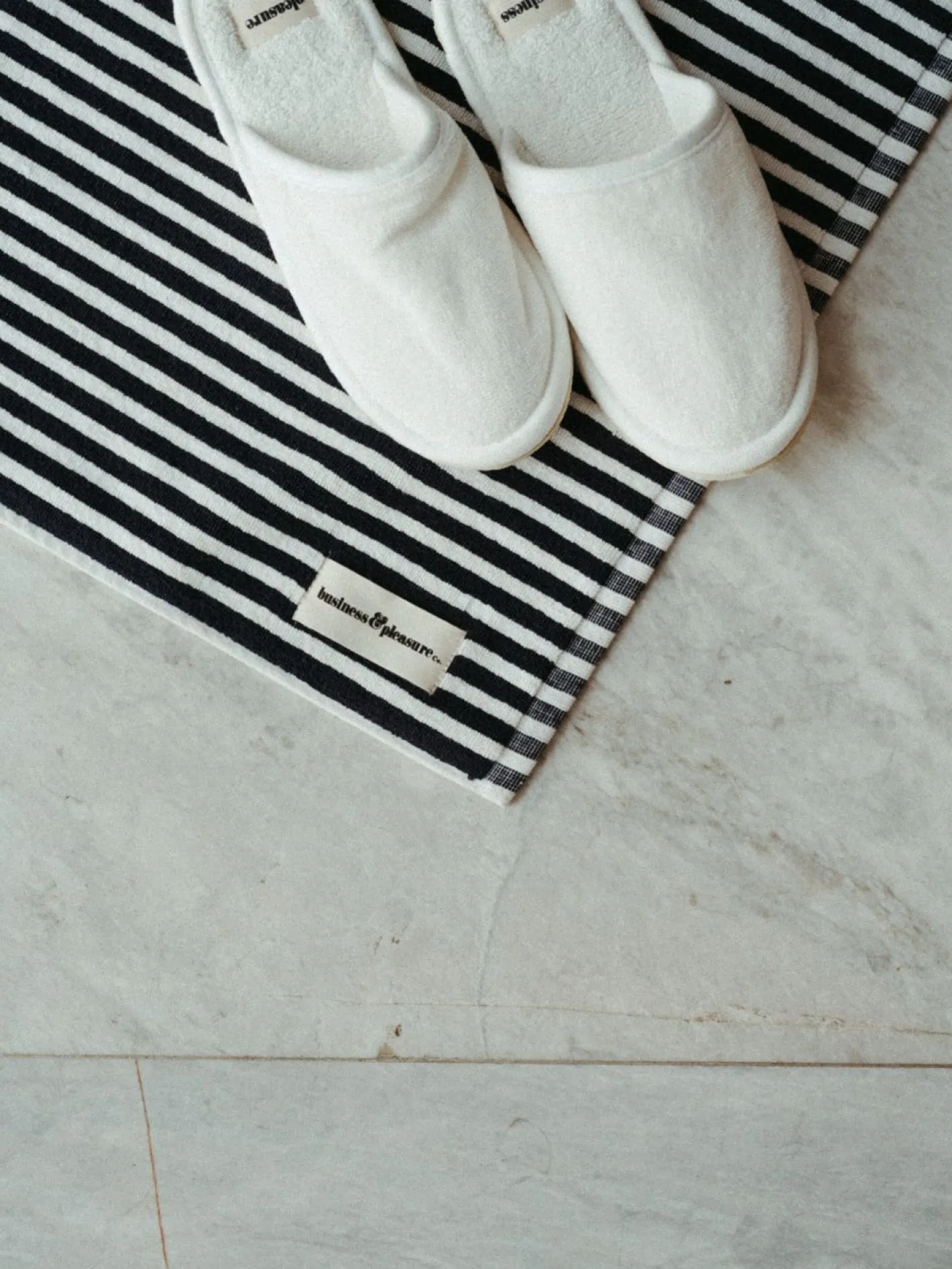 Business & Pleasure Co. The Bath Mat - Lauren'S Navy Stripe