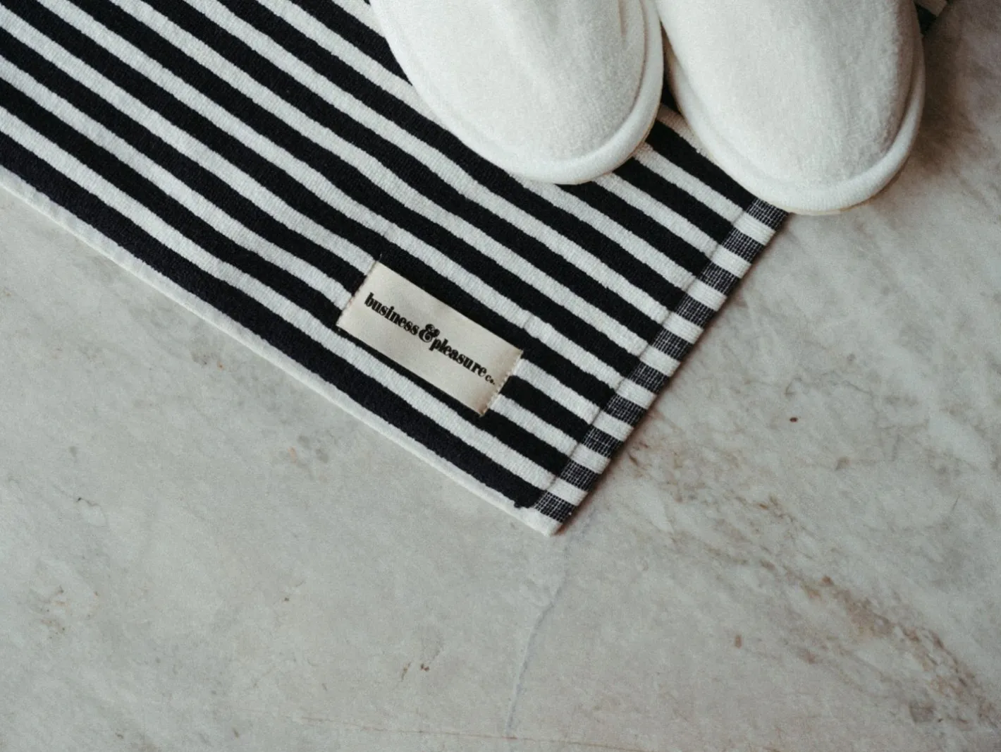 Business & Pleasure Co. The Bath Mat - Lauren'S Navy Stripe