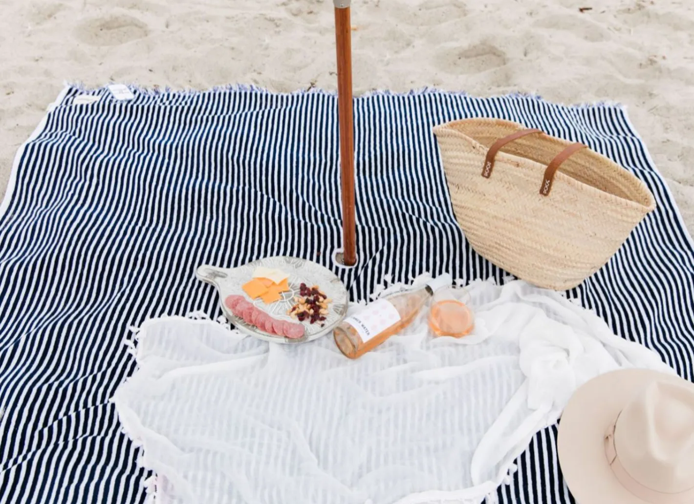 Business & Pleasure Co. The Beach Blanket - Lauren'S Navy Stripe