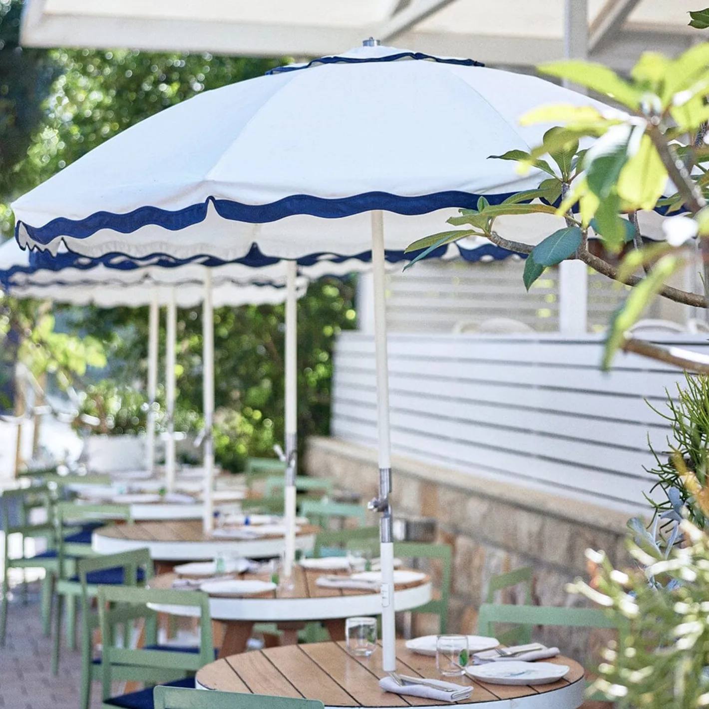 Business & Pleasure Co. The Club Umbrella - Rivie White