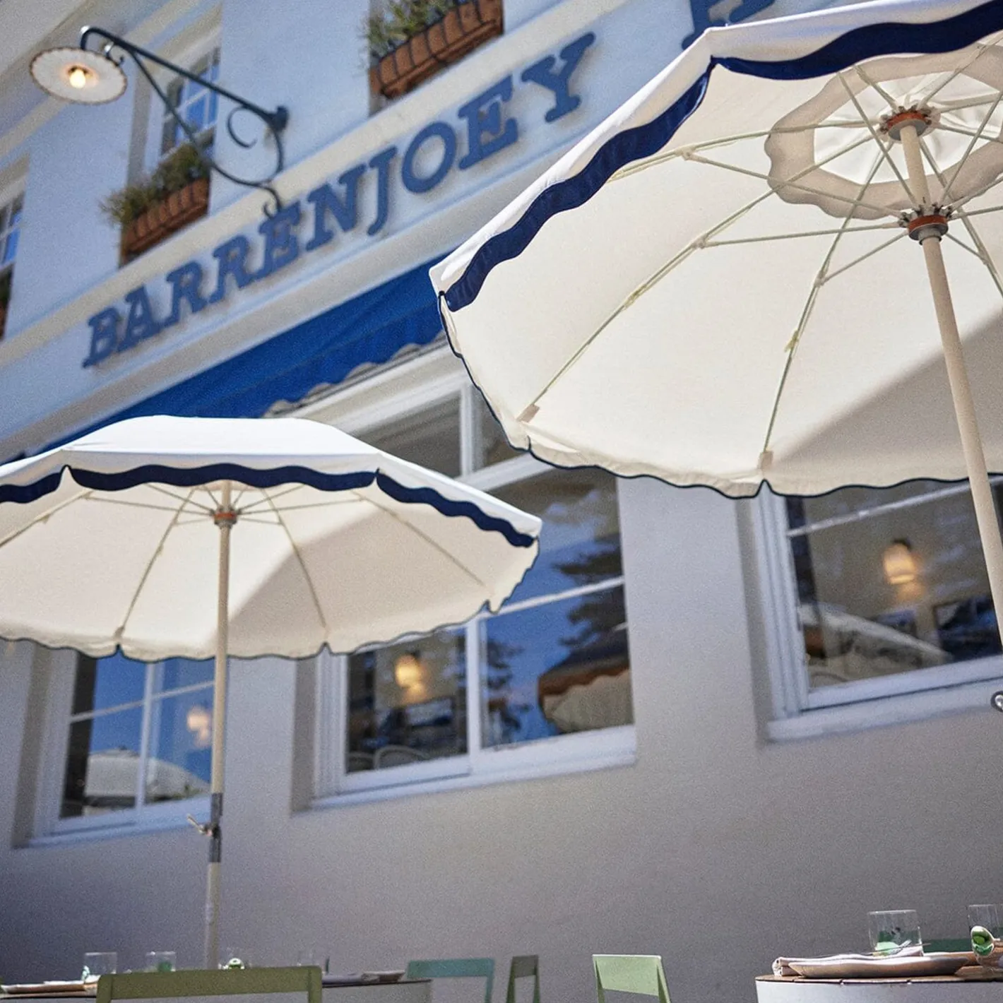 Business & Pleasure Co. The Club Umbrella - Rivie White