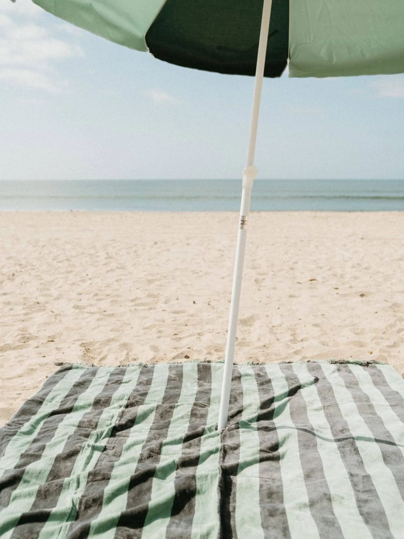Business & Pleasure Co. The Holiday Beach Blanket - 70'S Green