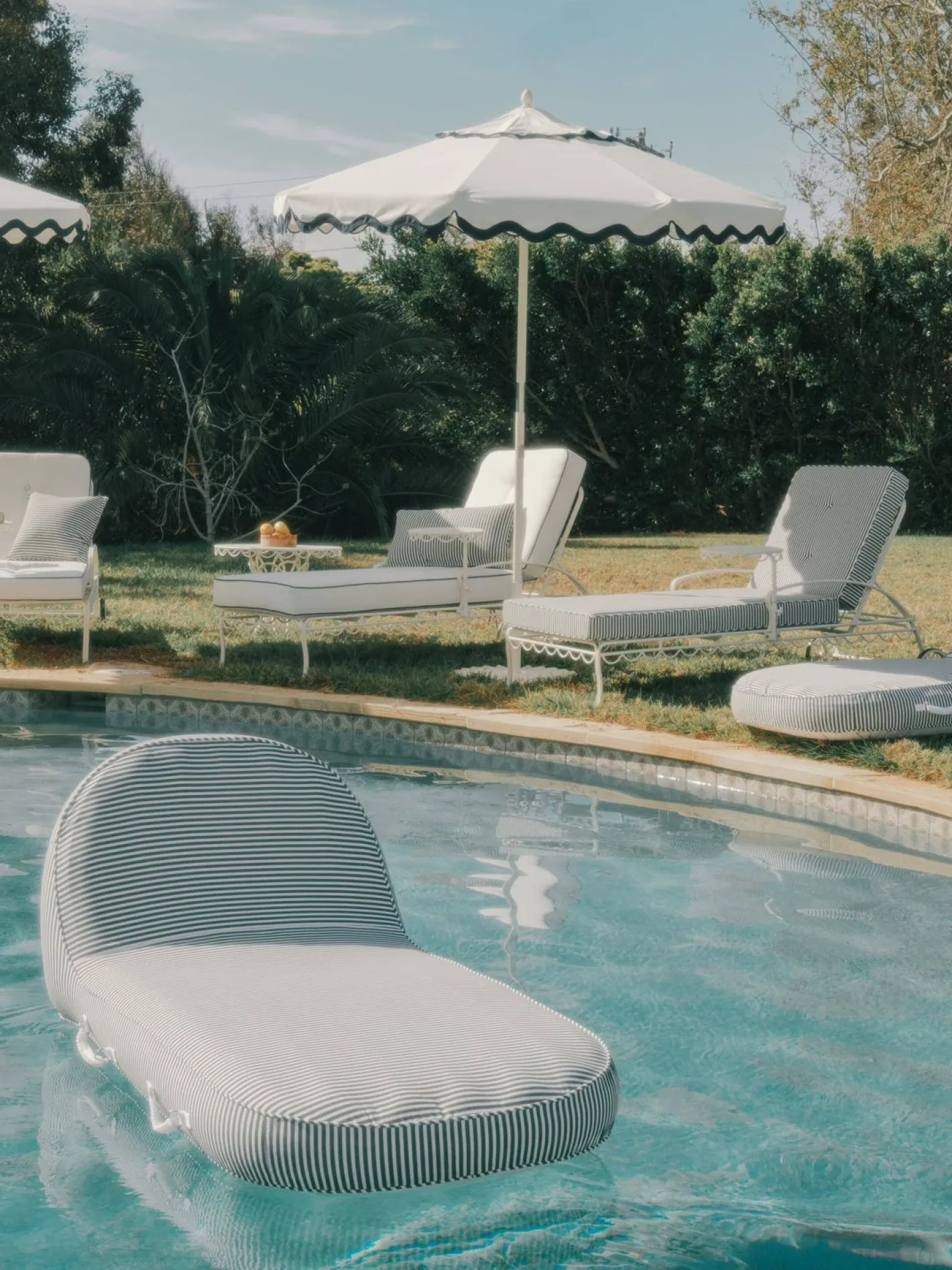 Business & Pleasure Co. The Pool Lounger - Lauren'S Navy Stripe