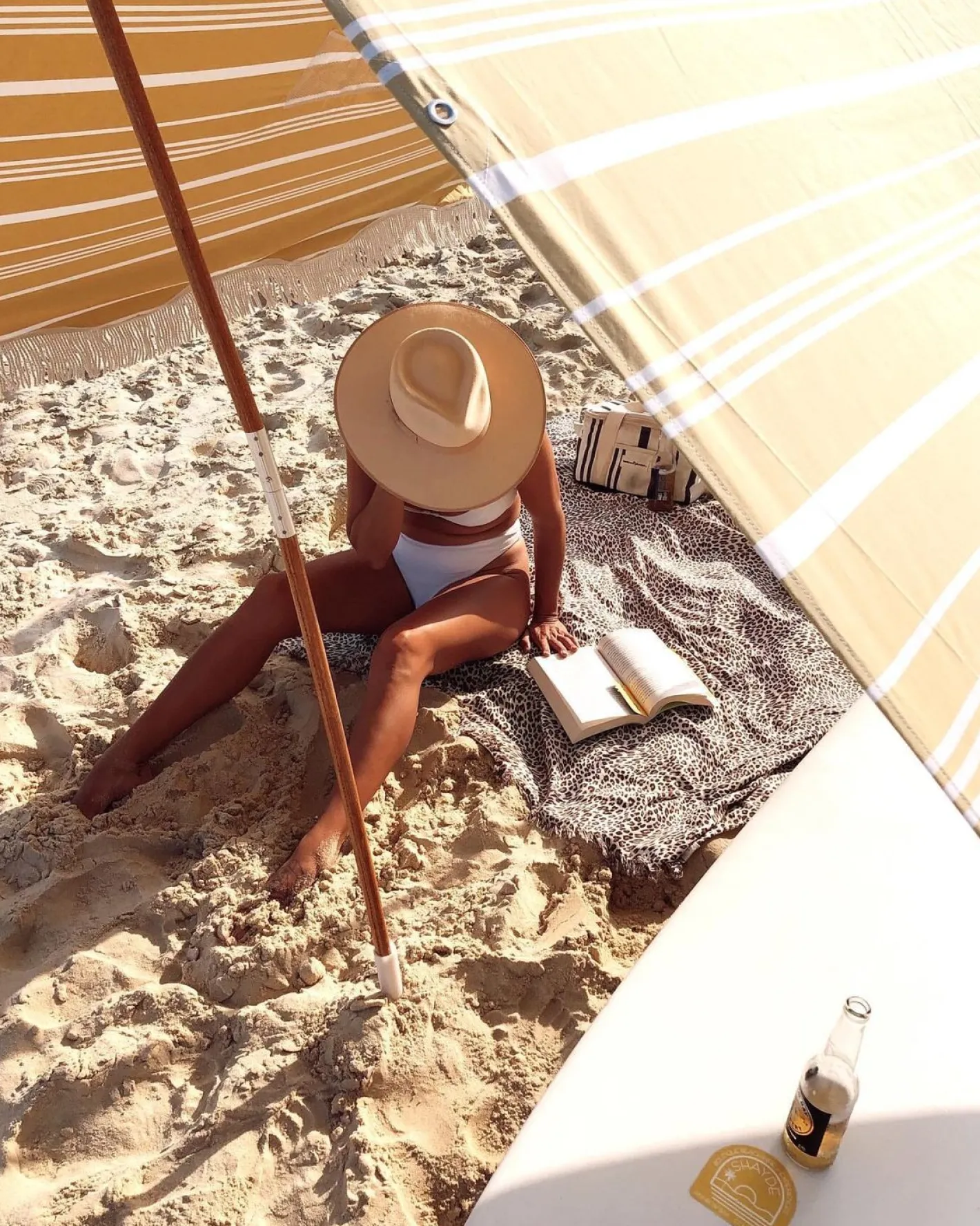 Business & Pleasure Co. The Premium Beach Tent - Vintage Yellow Stripe