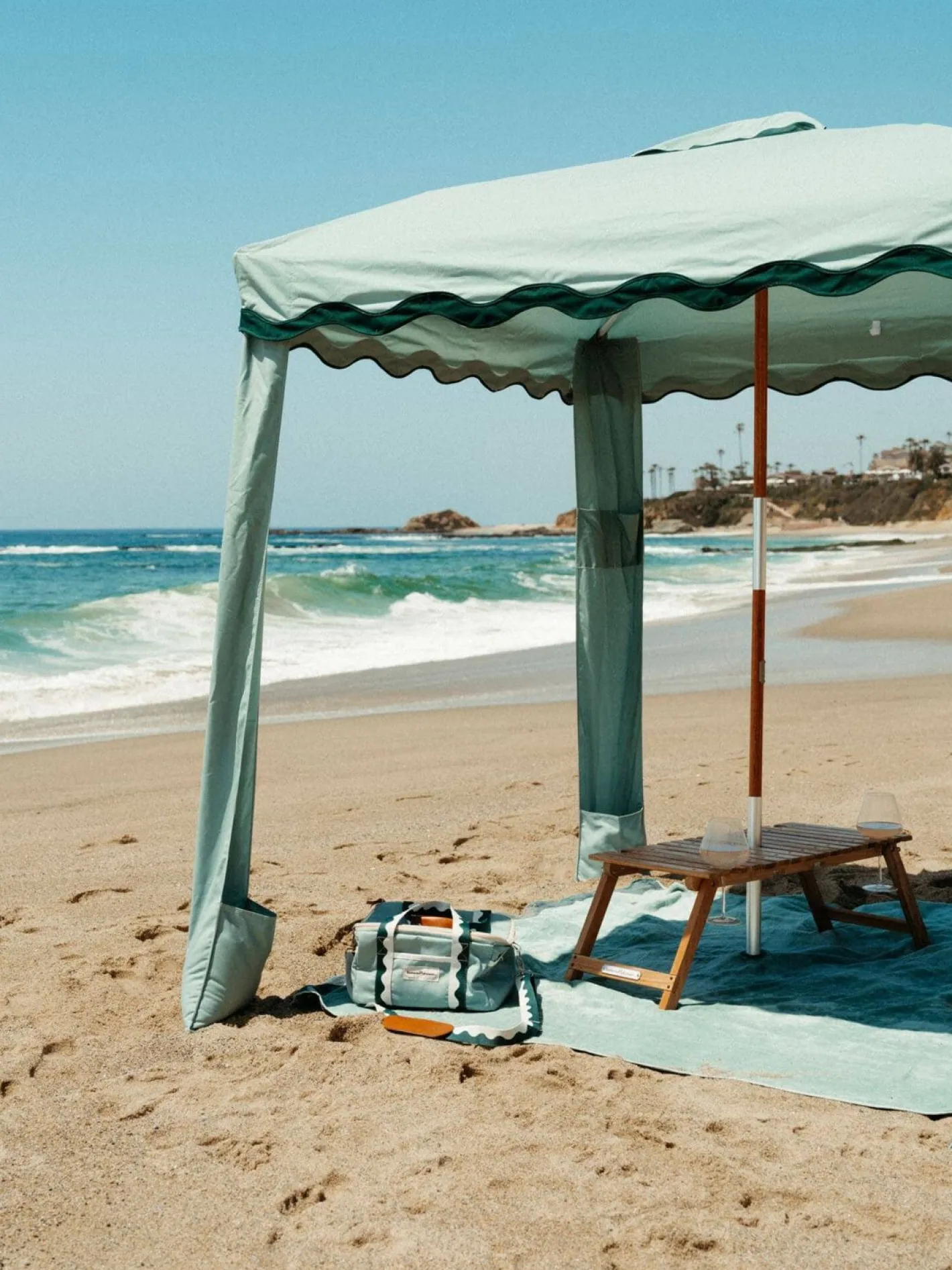 Business & Pleasure Co. The Premium Cabana - Rivie Green
