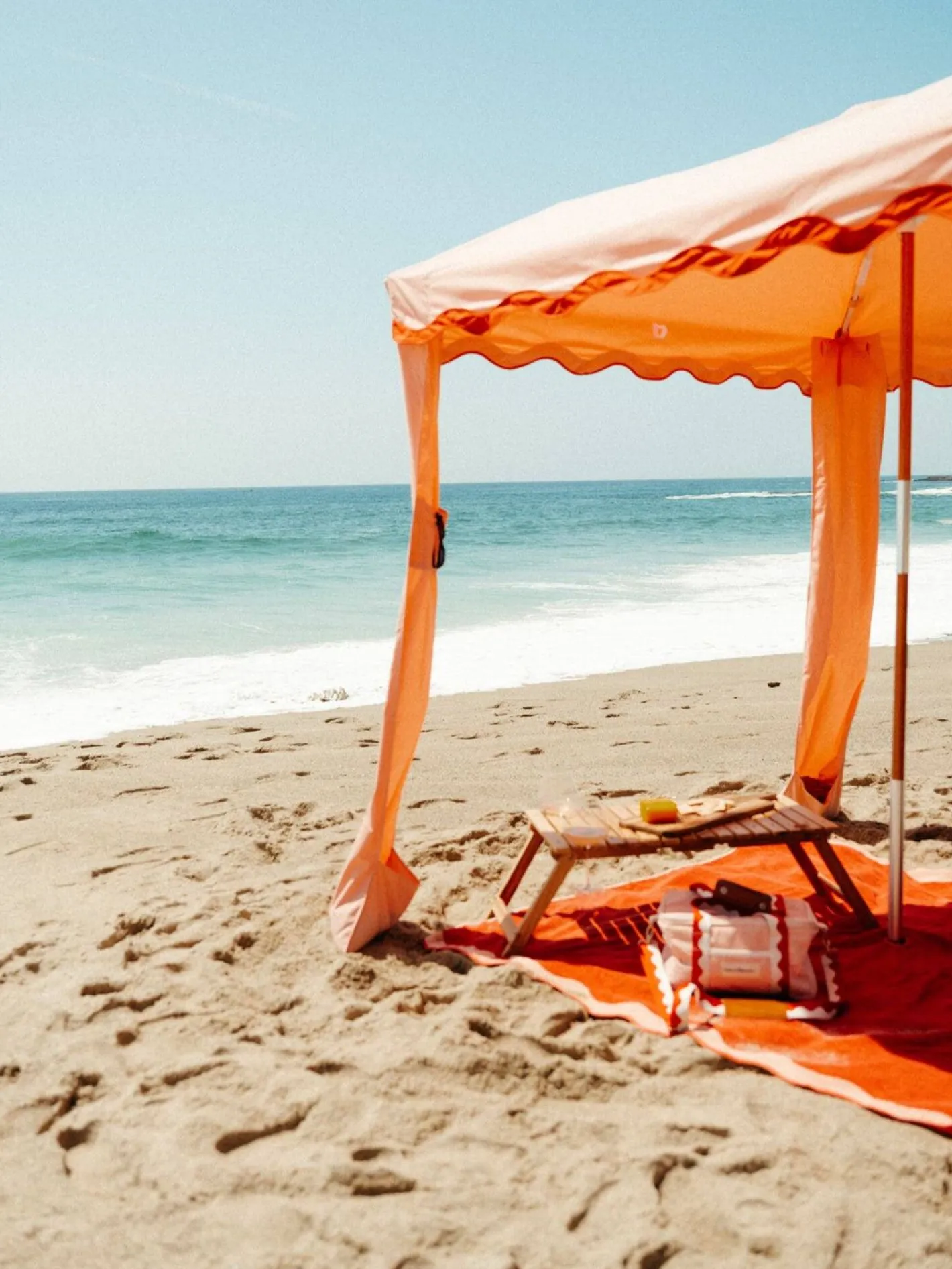 Business & Pleasure Co. The Premium Cabana - Rivie Pink