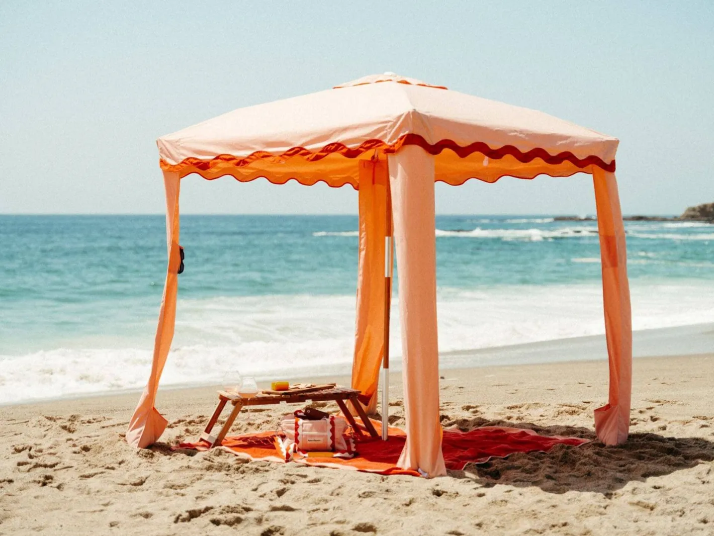 Business & Pleasure Co. The Premium Cabana - Rivie Pink