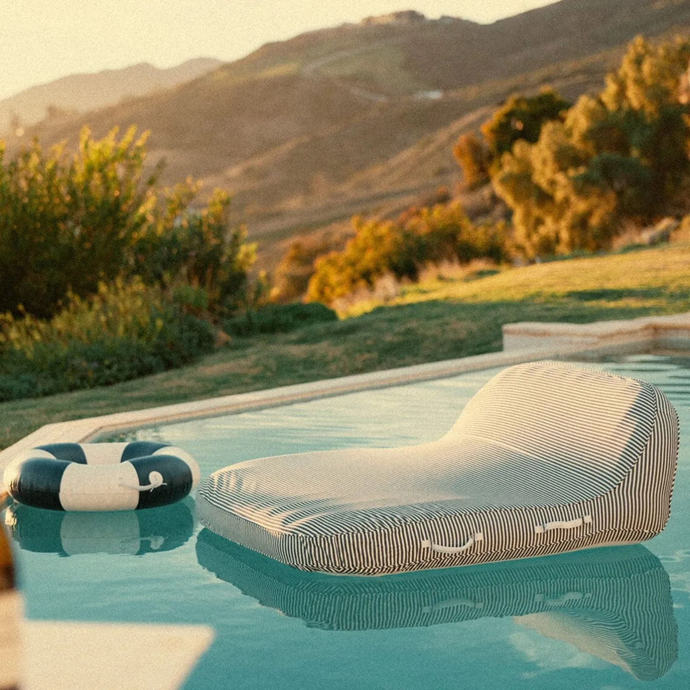 Business & Pleasure Co. The Xl Pool Lounger - Laurens Navy Stripe